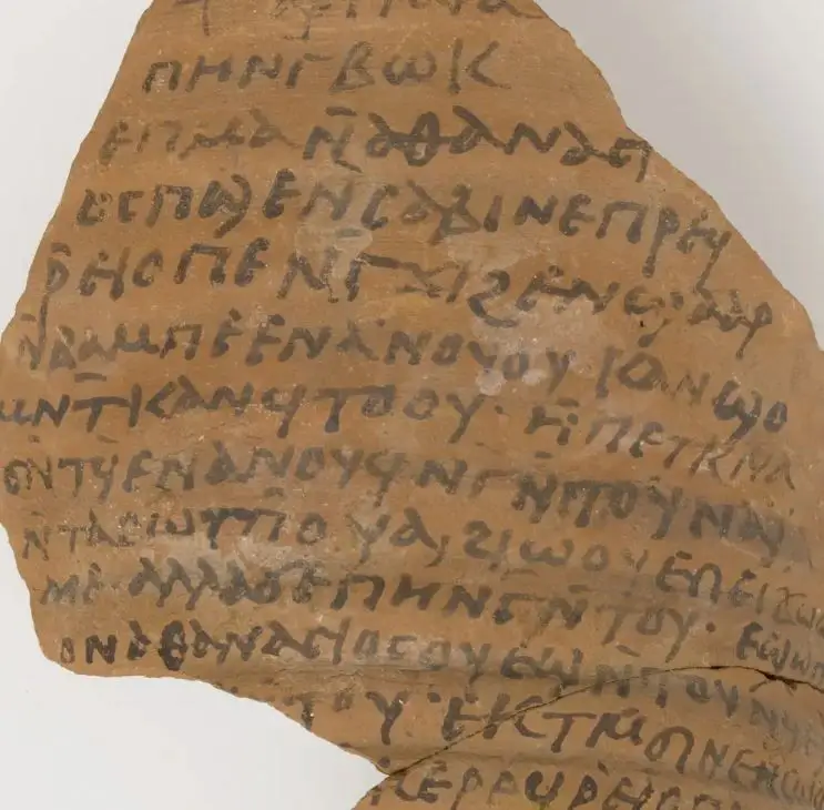 Antigos "blocos de notas" egípcios desvendam segredos do quotidiano