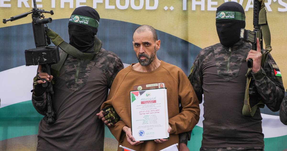 Fome, terror psicológico e humilhações: o relato de um homem sequestrado pelo Hamas durante 491 dias