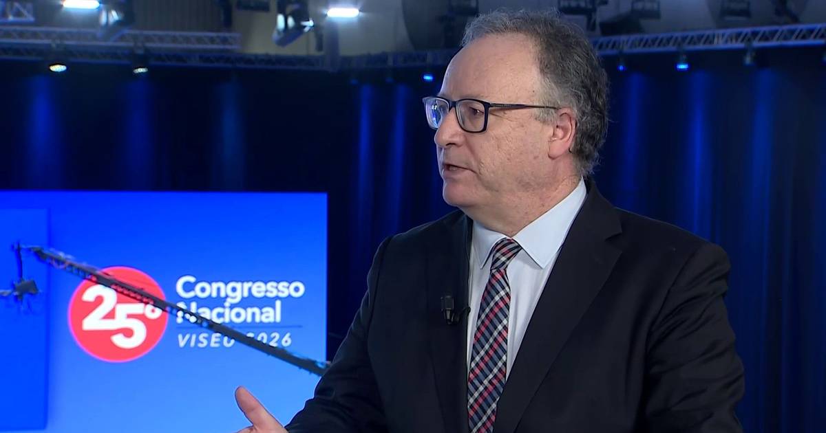 Francisco Assis: “Seria irresponsabilidade criminosa PS e PSD cortarem relações”