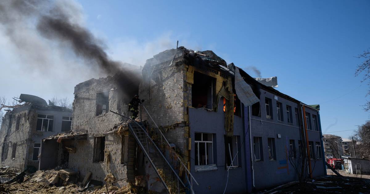 Domingo de terror na Ucrânia: Rússia lança 442 drones numa só noite, ataque em Kramatorsk mata três pessoas