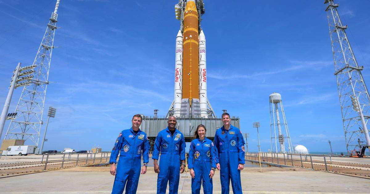 Quem são os quatro astronautas da Artemis II e que objetos pessoais vão levar na histórica missão à Lua?