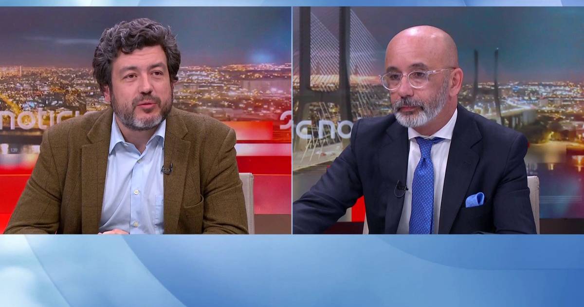 André Ventura com discurso 