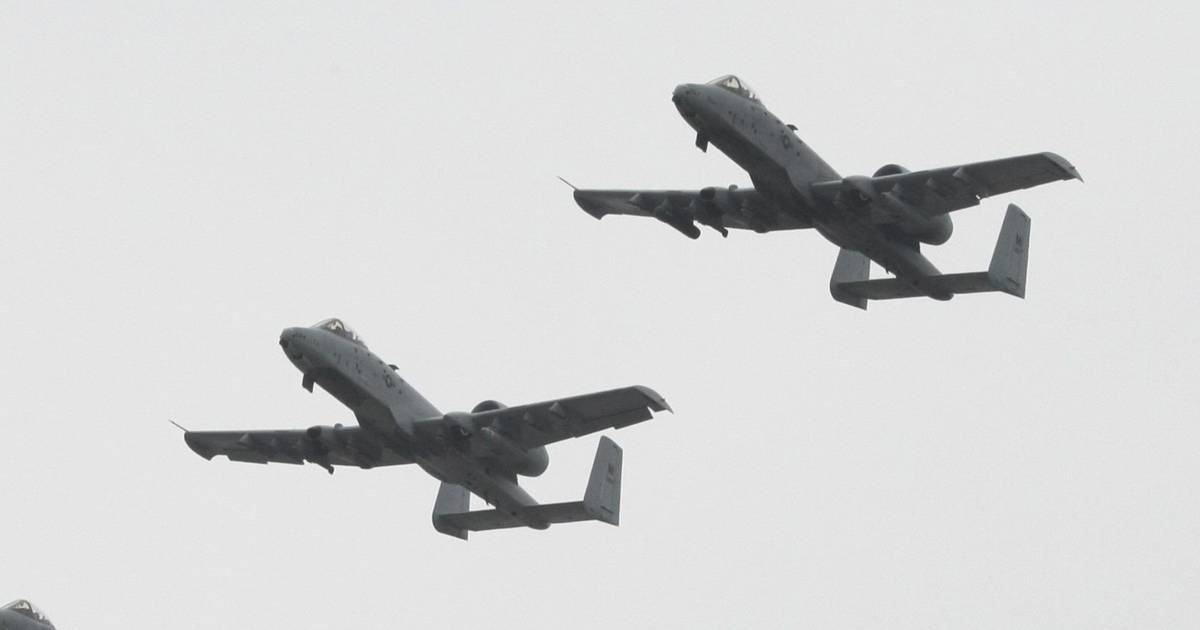 Irão abate dois aviões dos EUA: um piloto continua desaparecido