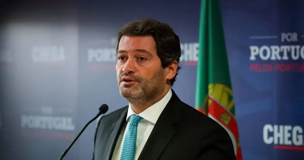 Será que Ventura tem razão quando diz que Portugal tinha mais presos políticos depois do 25 de Abril de 1974 do que antes? A SIC Verifica