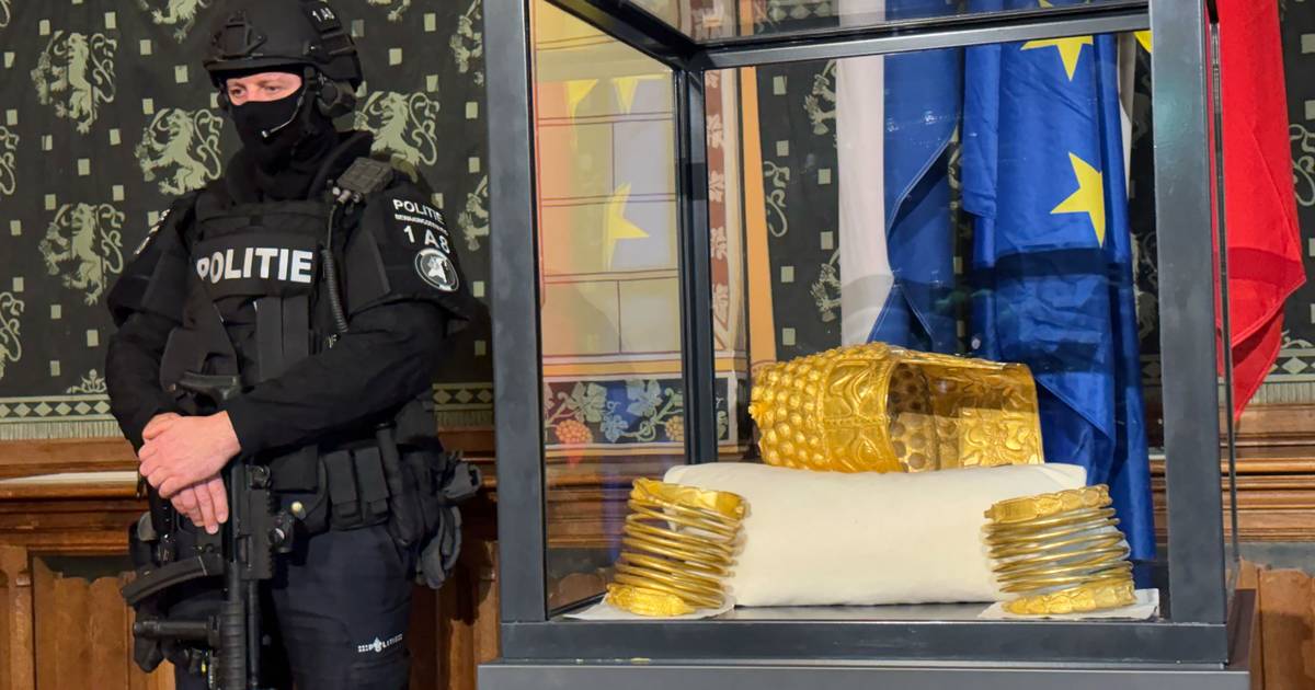 Autoridades recuperam capacete de ouro com cerca de 2.500 anos roubado de museu neerlandês em 2025