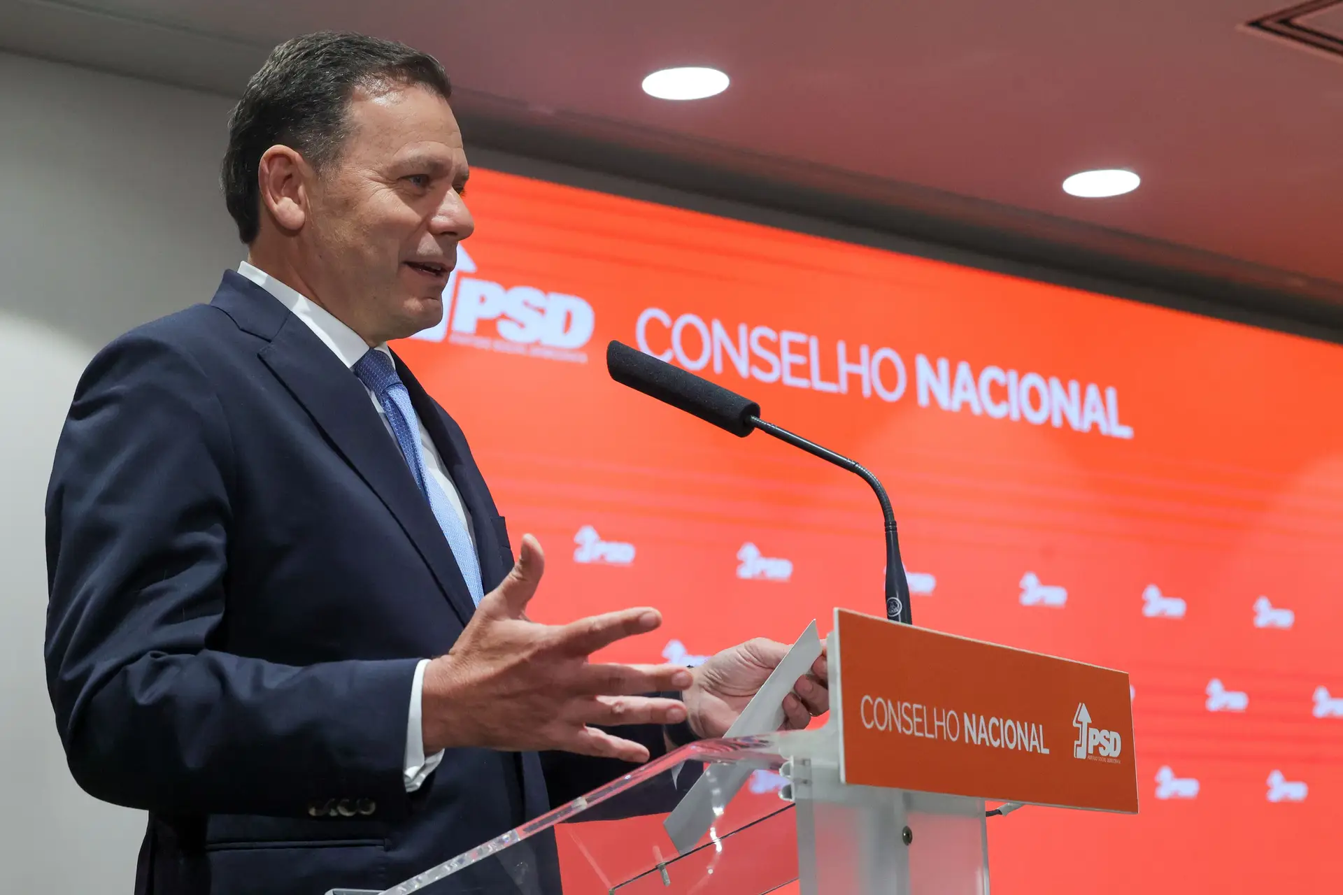 Conselho Nacional do PSD aprova diretas a 30 de maio e Congresso a 20 e 21 de junho