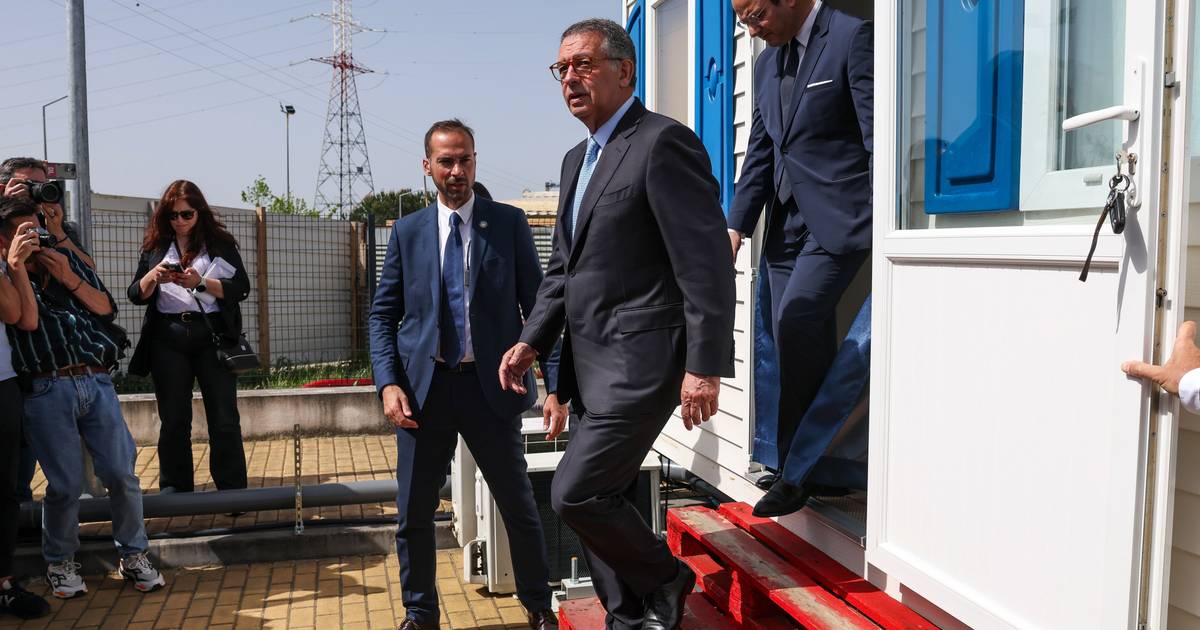 Seguro vai reunir-se 