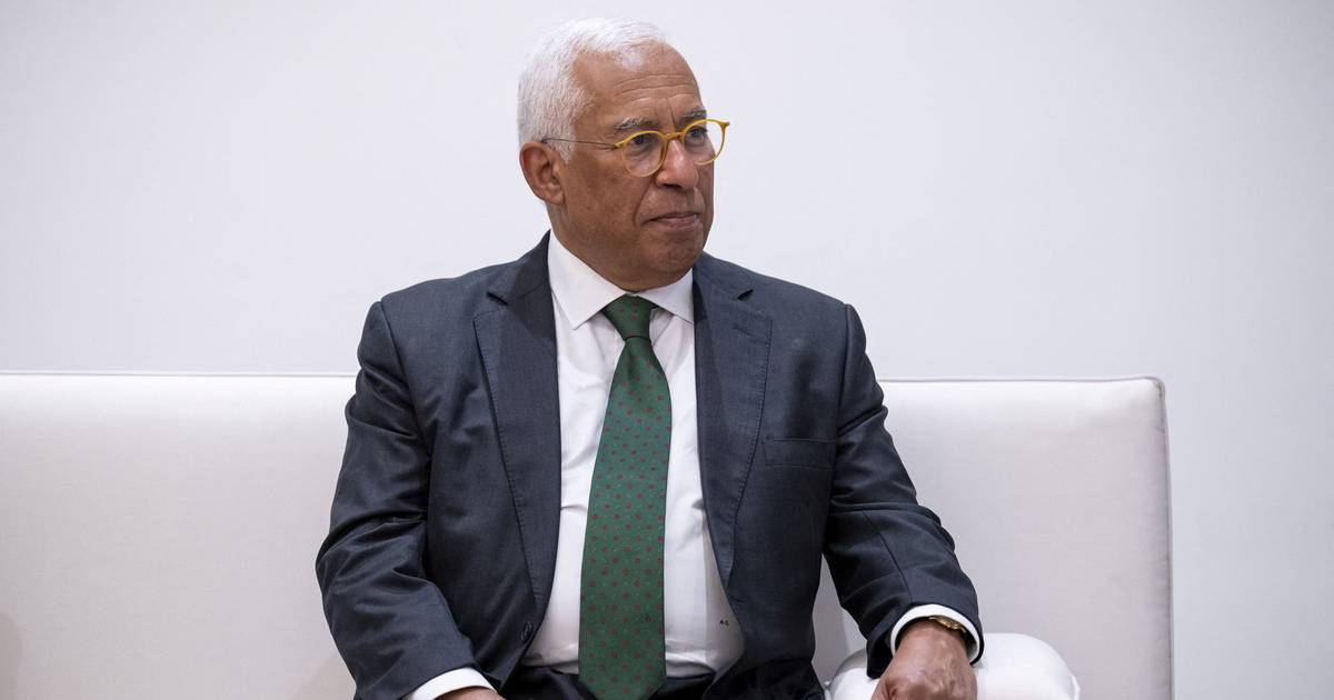 António Costa condena 