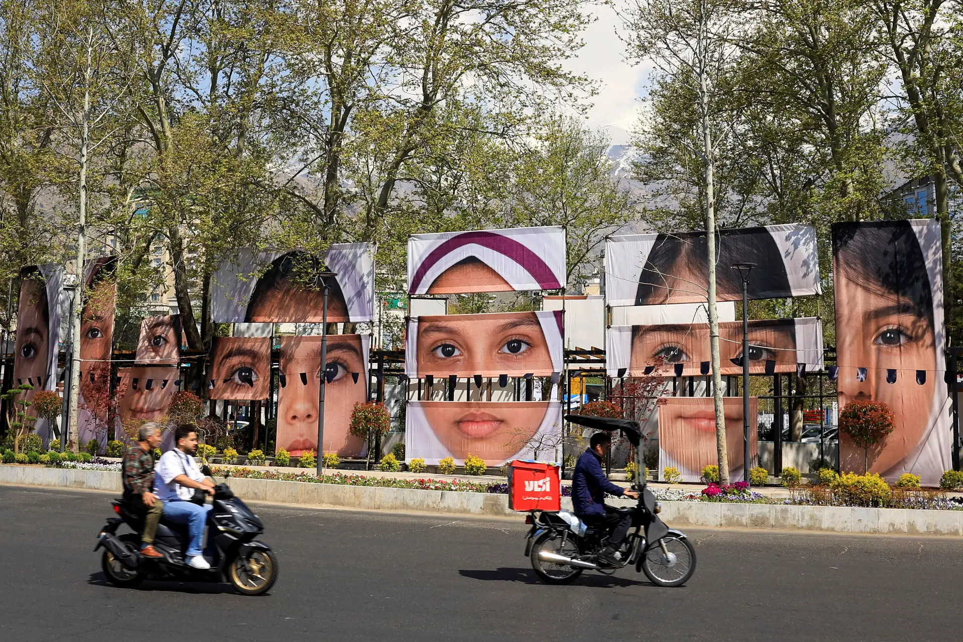 Líderes de Teerão e Islamabad falam após cancelamento de diálogo com EUA