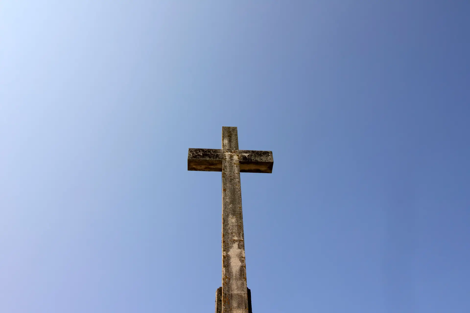 Corpos de 50 bebés descobertos numa vala comum em Trinidad e Tobago