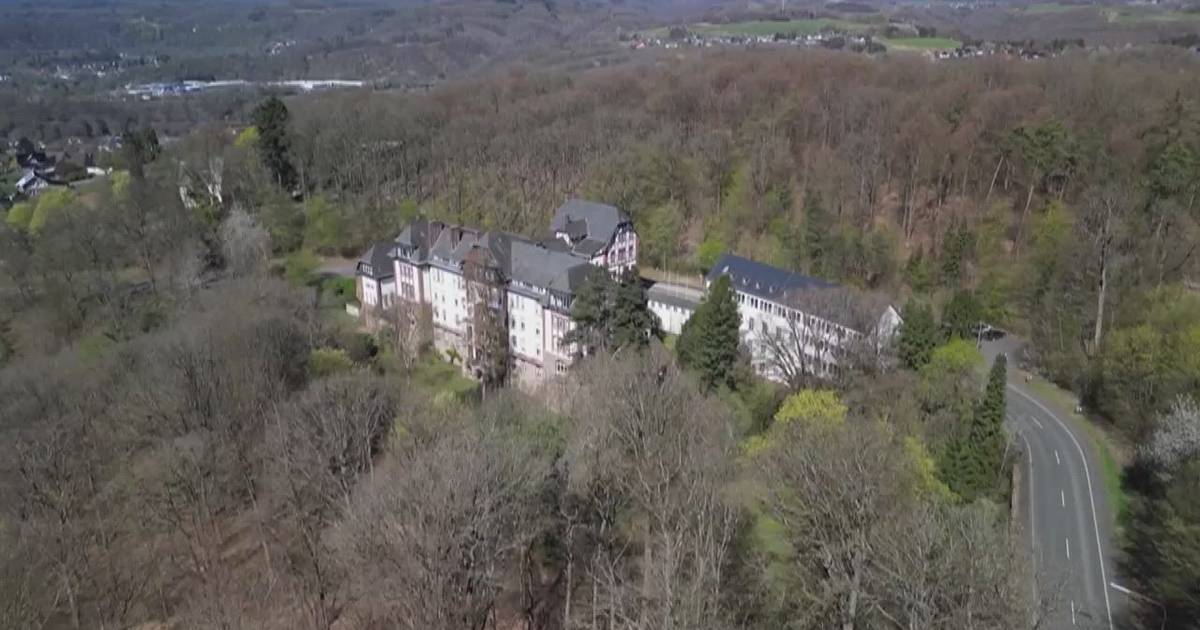 Antigo hospital na Alemanha à venda por apenas 1 euro