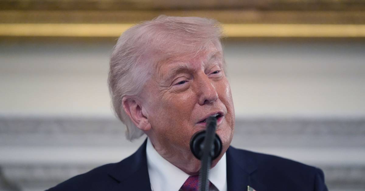 20 minutos: Donald Trump fala em negociações enquanto tensão sobe no Estreito de Ormuz