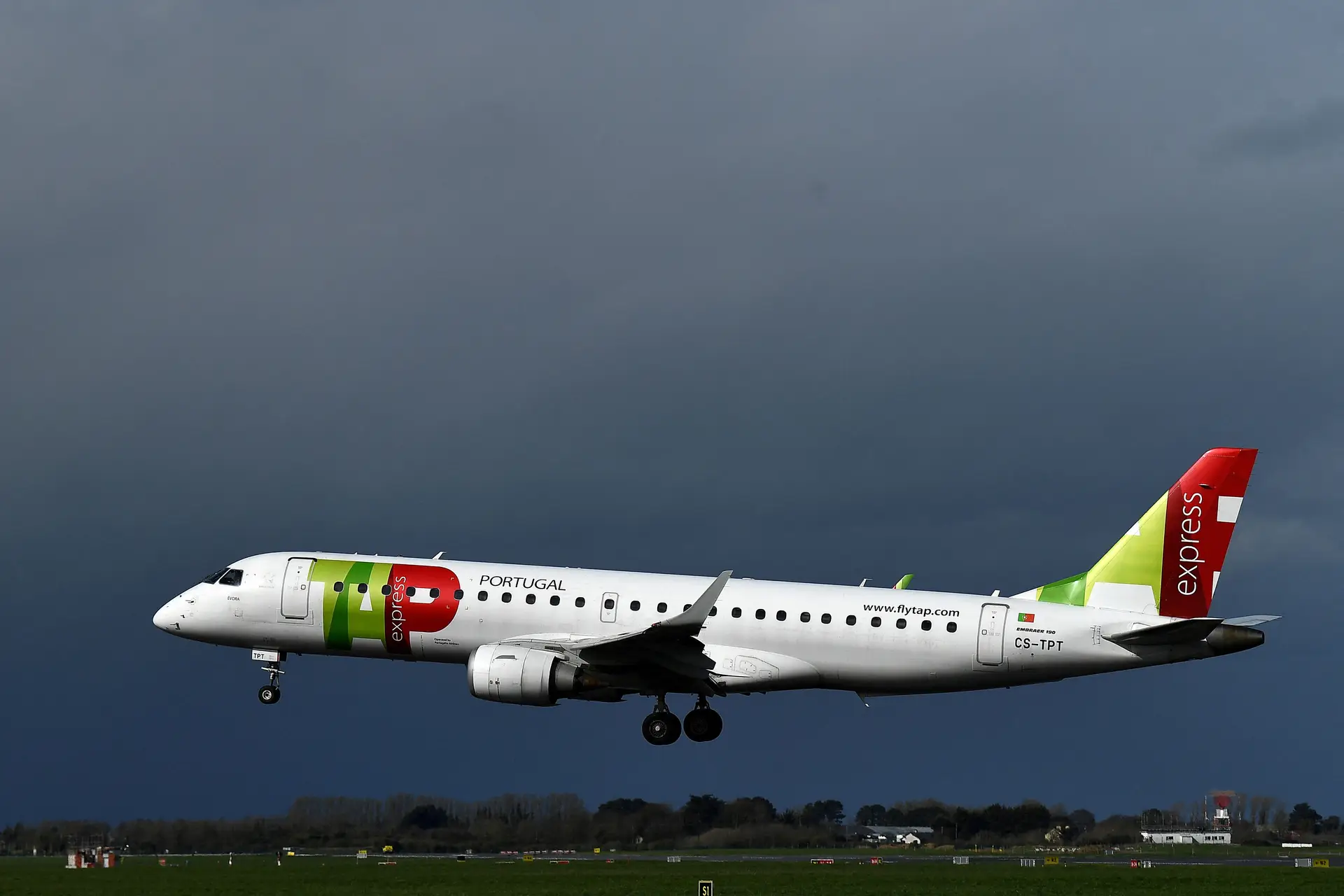 Segurança aérea europeia prolonga até maio recomendação para não voar no Médio Oriente