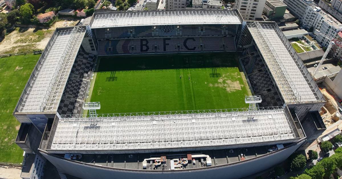 Estádio do Bessa será leiloado por 31 milhões de euros, mas Boavista tenta de tudo para impedir a venda