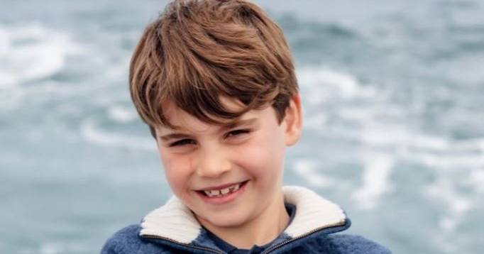 Príncipe Louis celebra 8.º aniversário e família real britânica divulga vídeo inédito