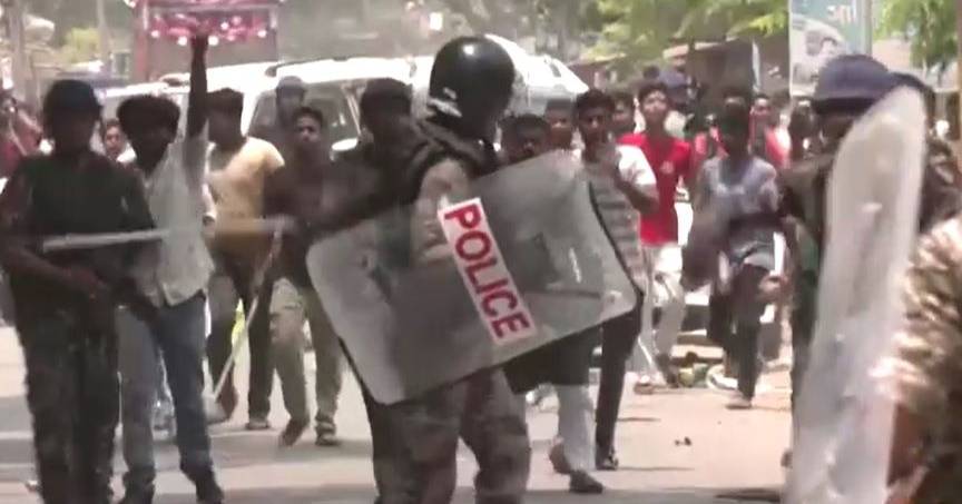 Tensão na Índia: confrontos entre apoiantes de dois partidos em véspera de eleições