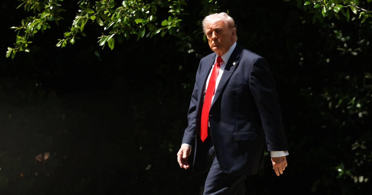Trump informa Congresso que hostilidades no Irão terminaram