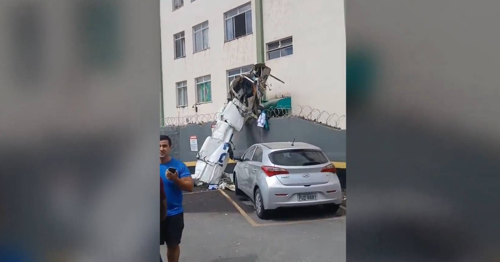 Queda de avião em Belo Horizonte mata dois e fere três; aeronave não tinha autorização para táxi aéreo — image 2