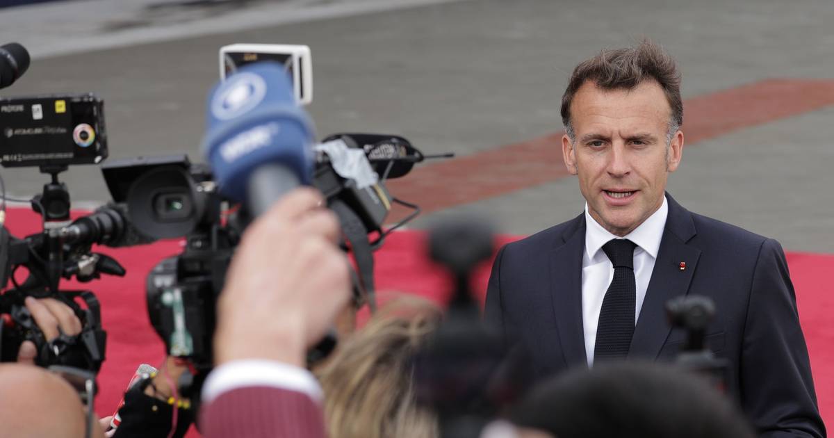 Macron desafia EUA e Irão e abrirem Estreito de Ormuz e demarca-se do plano de Trump