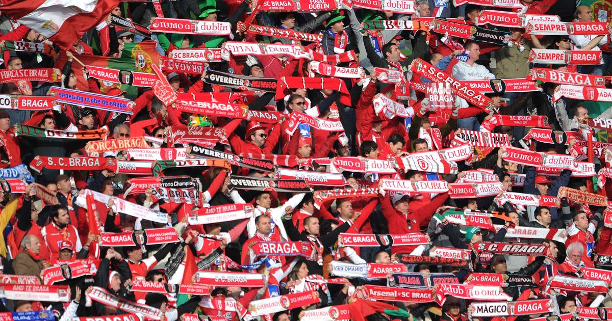 Todos à Praça do Município: Braga vai ter ecrã gigante para as meias-finais da Liga Europa