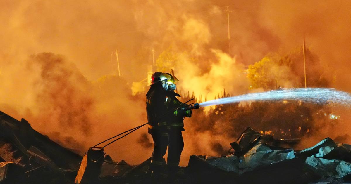 Explosão em fábrica de fogo de artifício deixa pelo menos 21 mortos na China