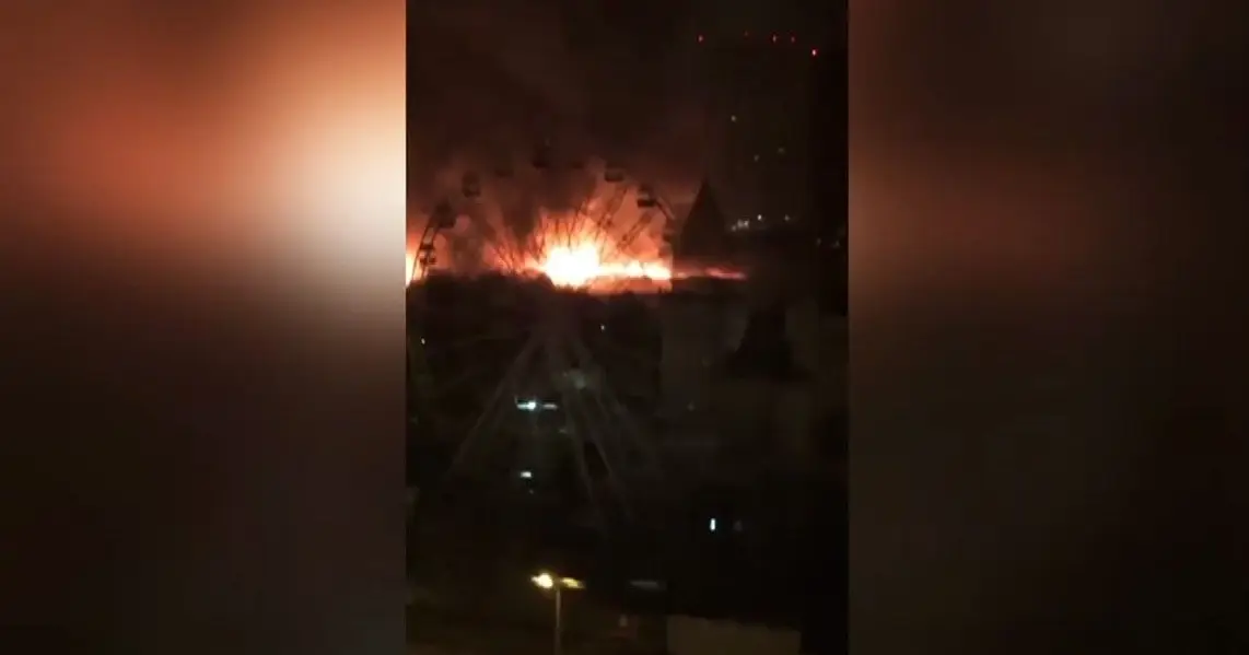 Incêndio de grande dimensões em Moscovo terá começado no complexo turístico do Kremlin