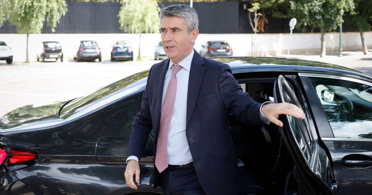 Carneiro diz que acordo na lei laboral é 