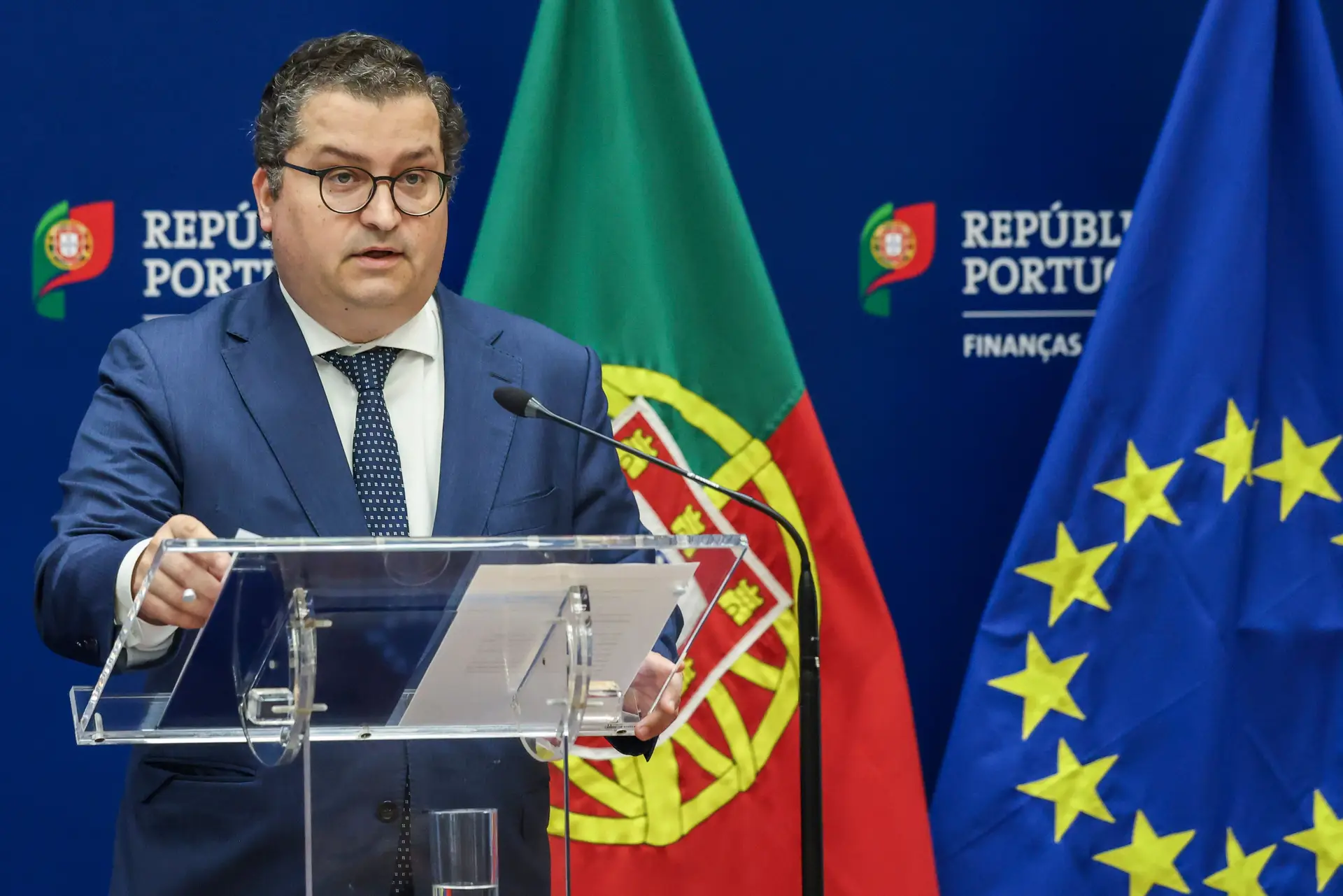 Joaquim Miranda Sarmento acredita que país consegue evitar défice este ano