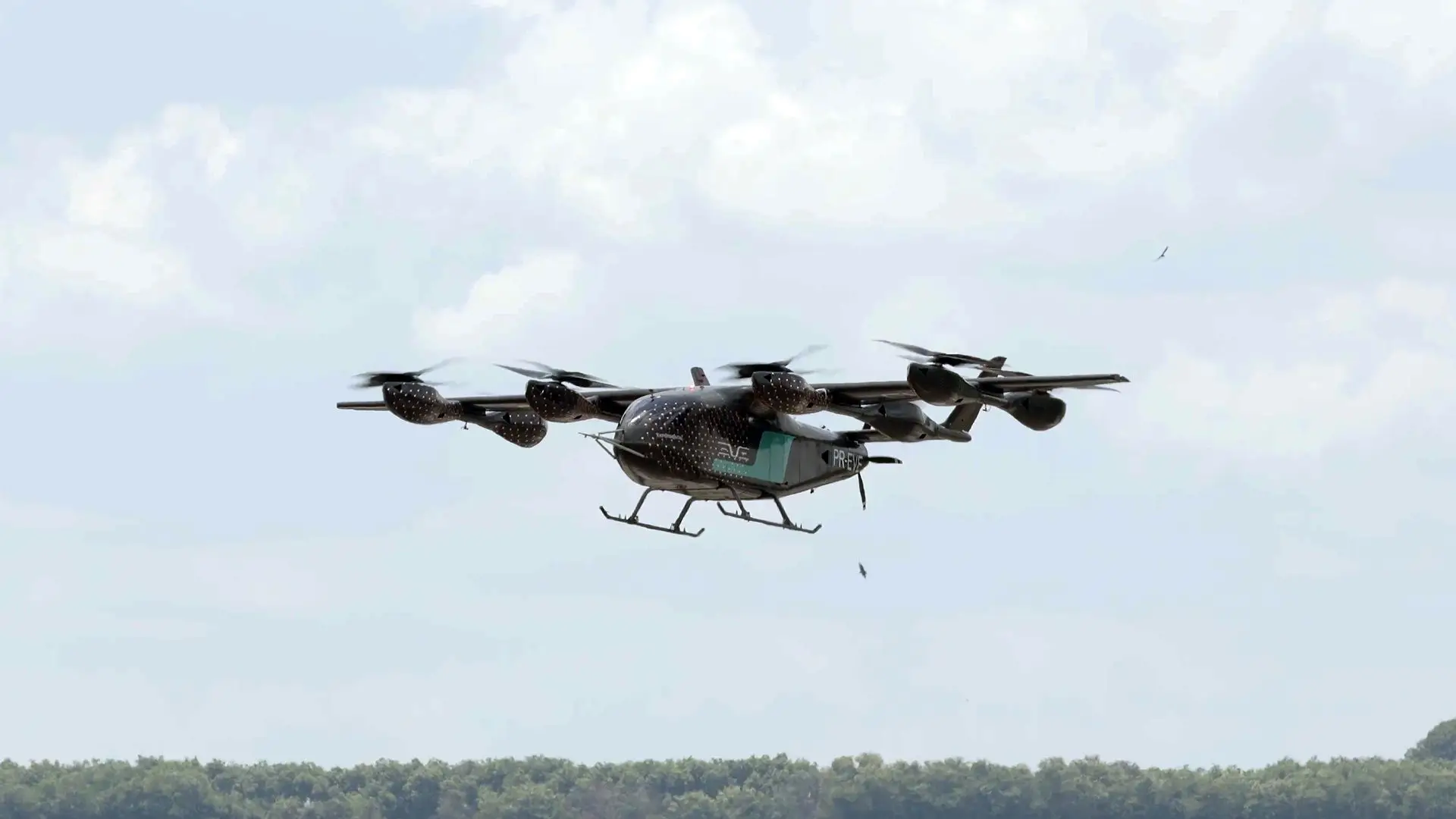 Embraer avança com testes de "carro voador" elétrico após 59 voos experimentais