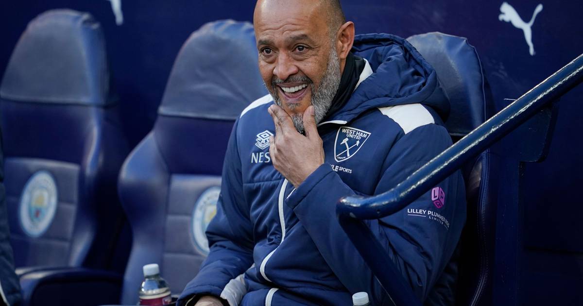 Nuno Espírito Santo continua no West Ham apesar da despromoção ao Championship