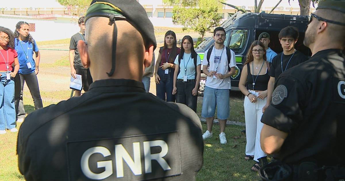 GNR lança projeto para atrair jovens após queda de 70% nas candidaturas