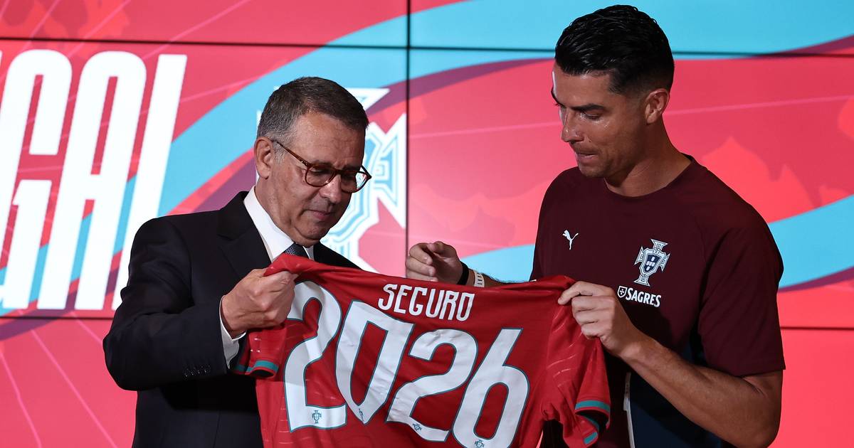 Seguro cumpre tradição na Cidade do Futebol e fixa