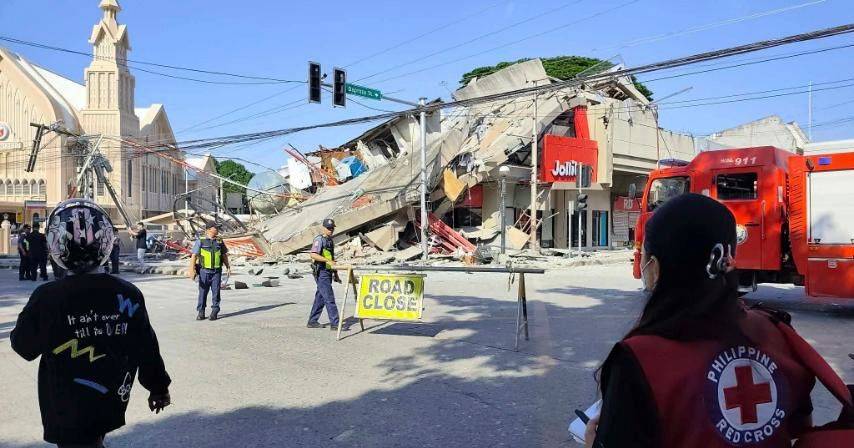 Sismo nas Filipinas faz vários mortos e feridos