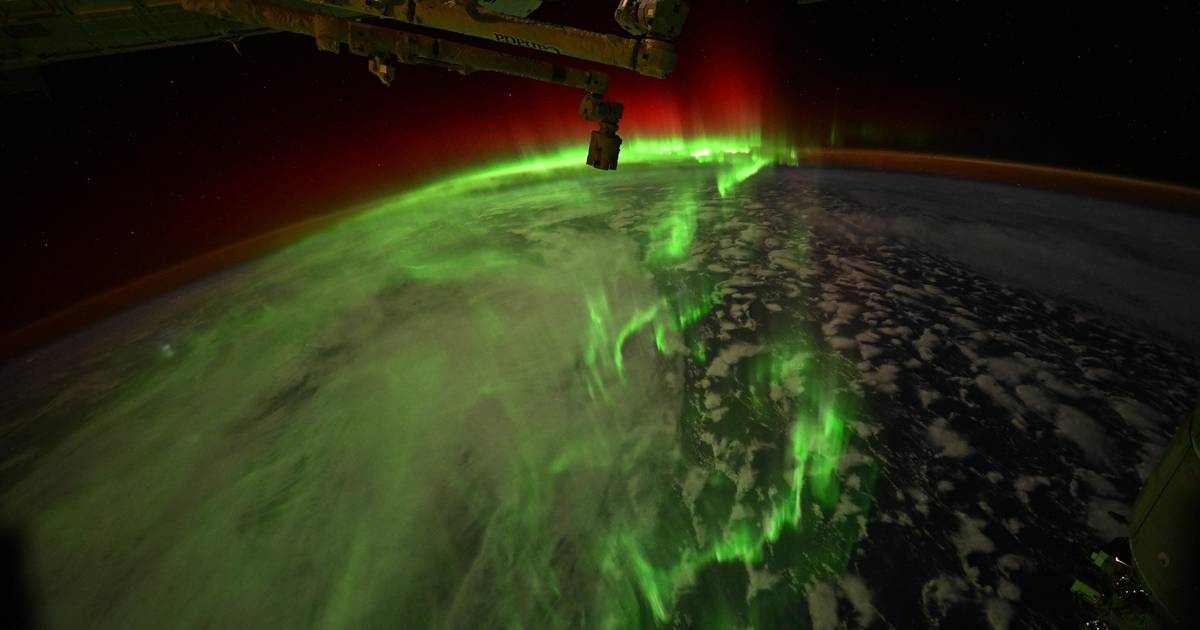 Veja o momento: astronautas captam auroras austrais a partir