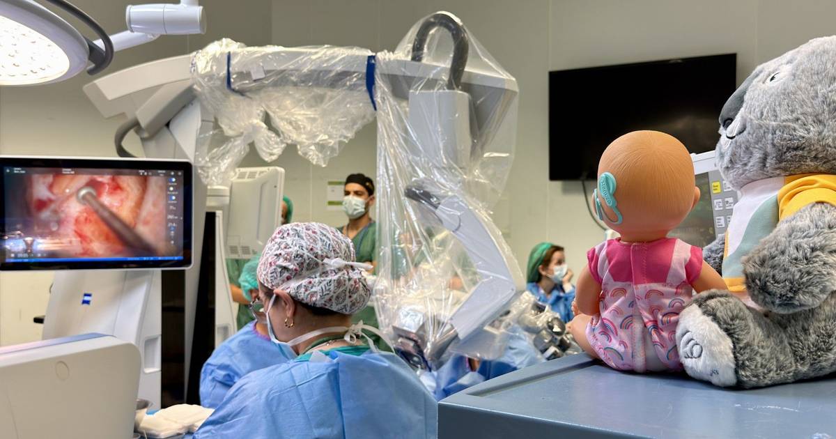 Hospital de Braga realiza pela primeira vez implante coclear