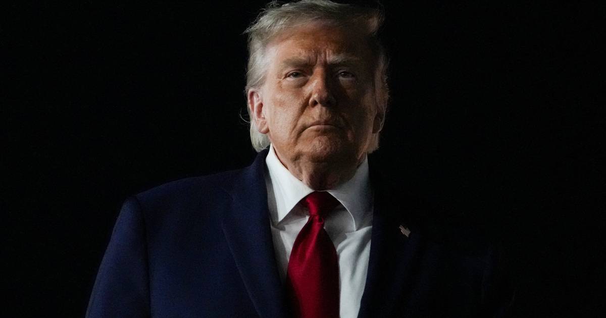 Donald Trump afirma que Irão demorou "demasiado tempo a nego