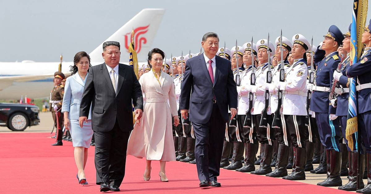 Visita de Xi Jinping à Coreia do Norte termina sem novos aco