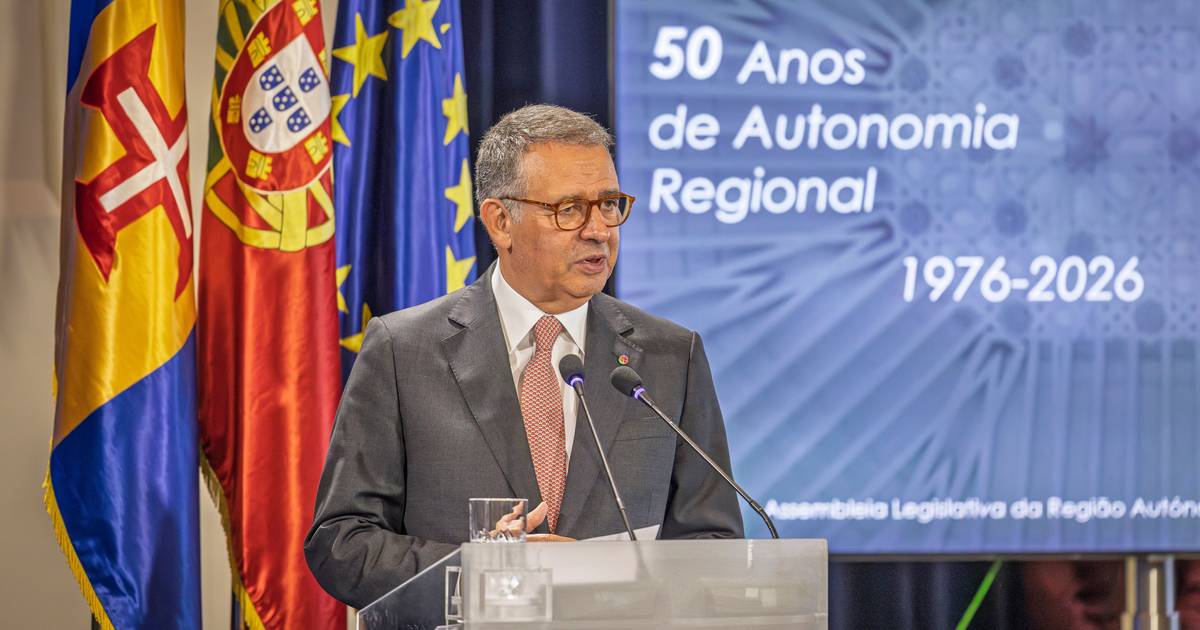 Seguro apela ao reforço das competências regionais da Madeir