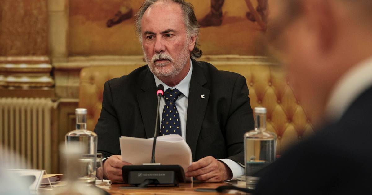 Ex-secretário-geral adjunto insiste em "beliscadura na folha