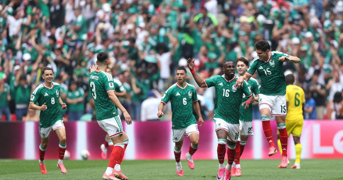 México atirou os foguetes e apanhou a vitória frente à Áfric