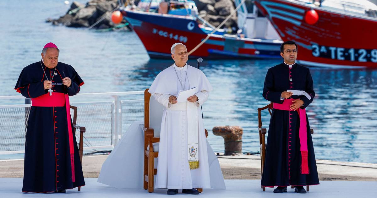 Papa alerta para "trágico drama migratório" durante visita à