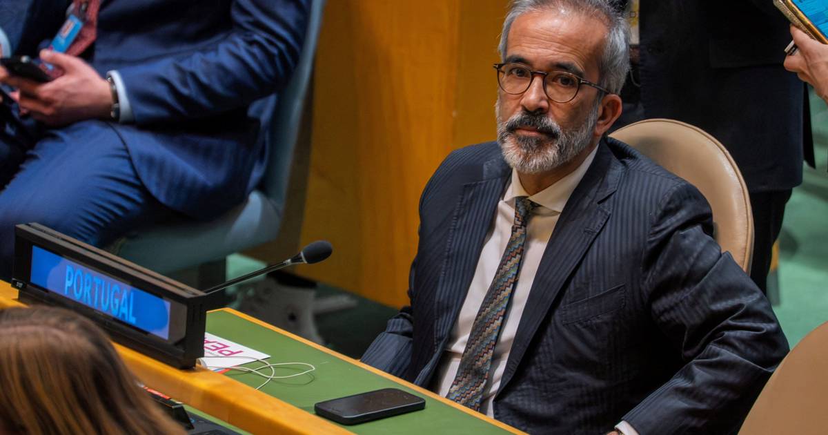 „Es ist inakzeptabel": Paulo Rangel verurteilt russischen Angriff in der Nähe der portugiesischen Botschaft in Kiew