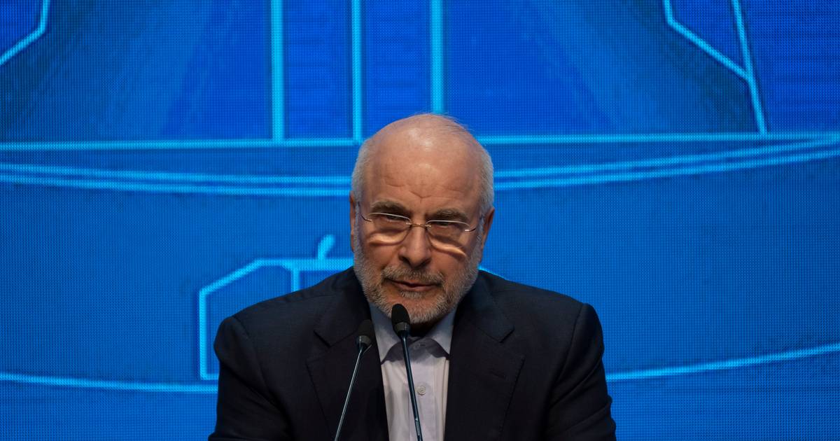 Iran accuses USA of "acting like Satan" after new bombings
