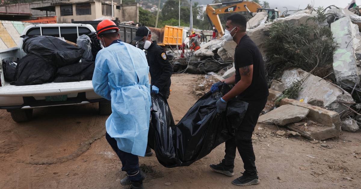 Mais de 150 corpos não identificados das vítimas dos terramotos na Venezuela foram sepultados