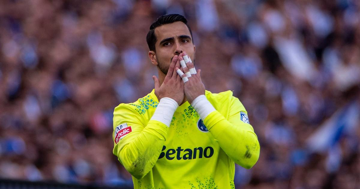 "Chiudete l'aeroporto": Farioli ricorda la "strategia" per mantenere Diogo Costa al FC Porto