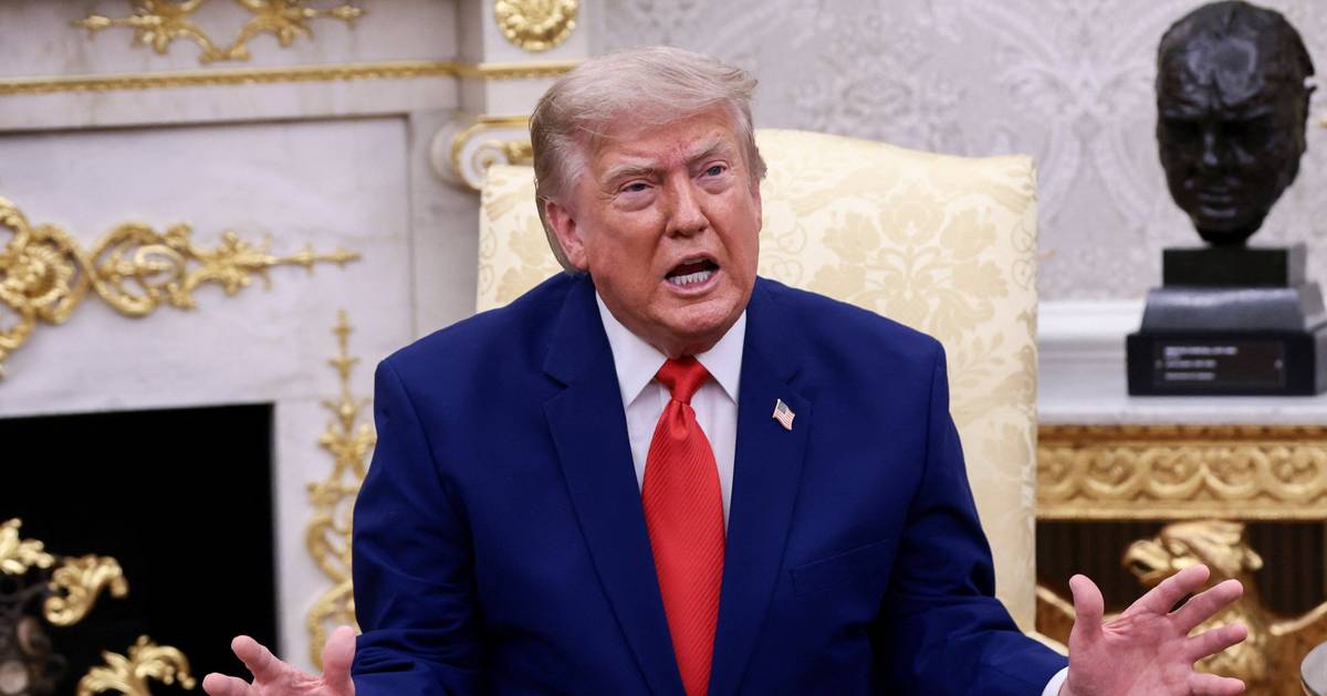 Trump afirma que Irão está "desesperado" para negociar e deixa aviso aos rebeldes huthis do Iémen