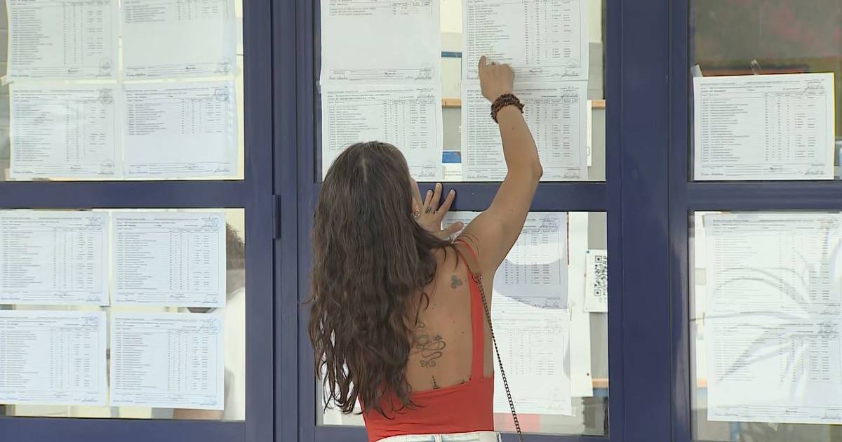 Exames nacionais: "número residual" de reapreciações continua por enviar às escolas