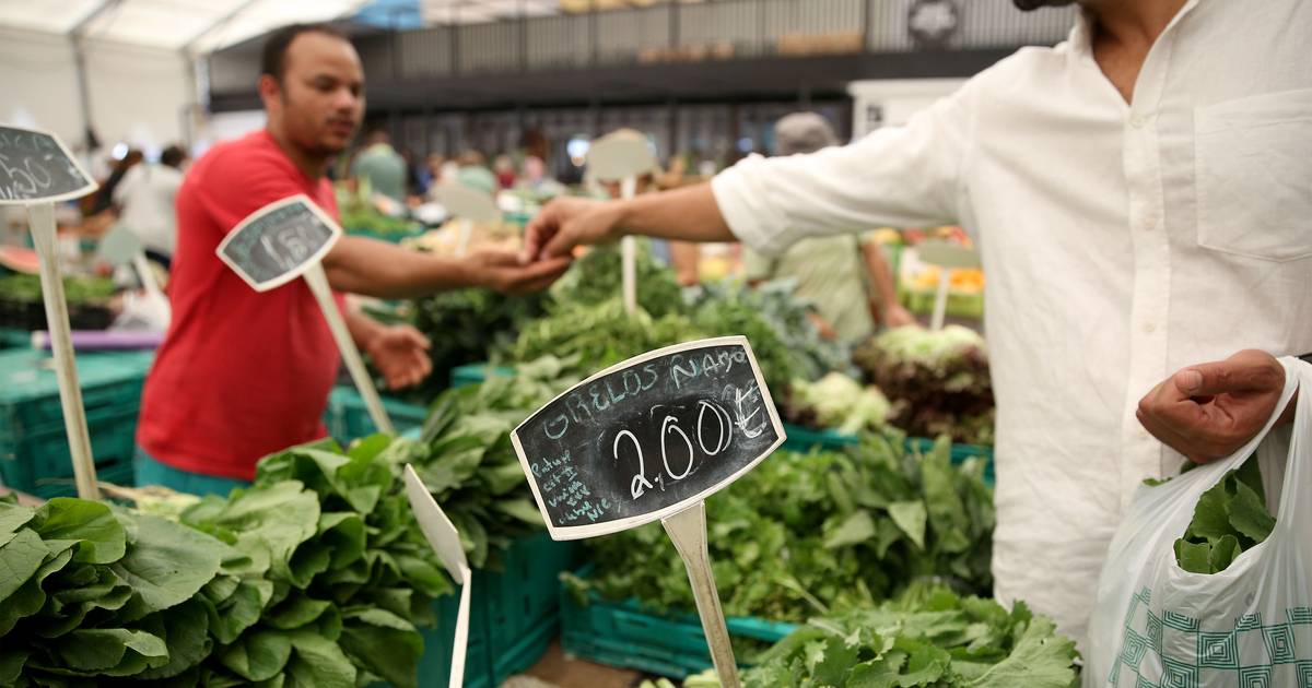 10 minuti: il prezzo del paniere alimentare è aumentato di più di due euro in una settimana
