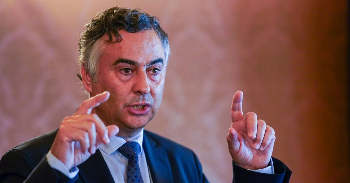 Назначать директоров школ? Министр объявляет об изменениях в письме, отправленном учителям