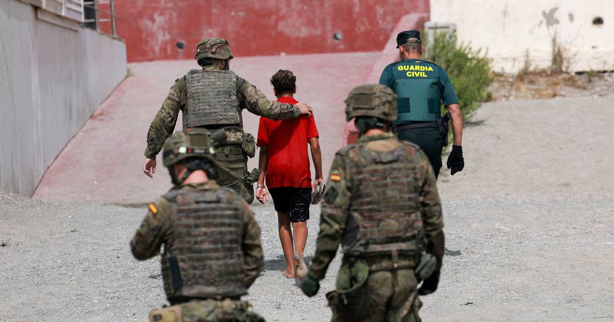 Marrocos processa mais de 80 pessoas por organização de migrações irregulares para Ceuta e Melilla